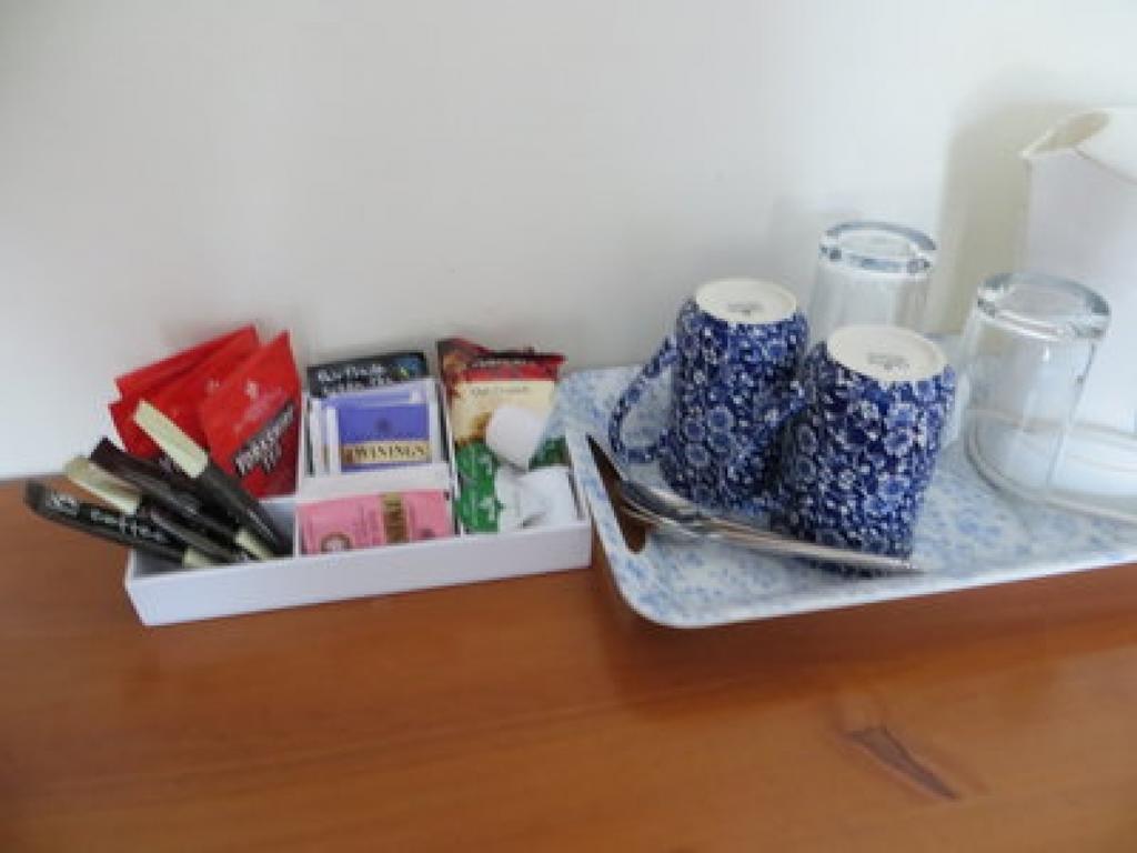 Cheshire House Guest House โฮป ภายนอก รูปภาพ