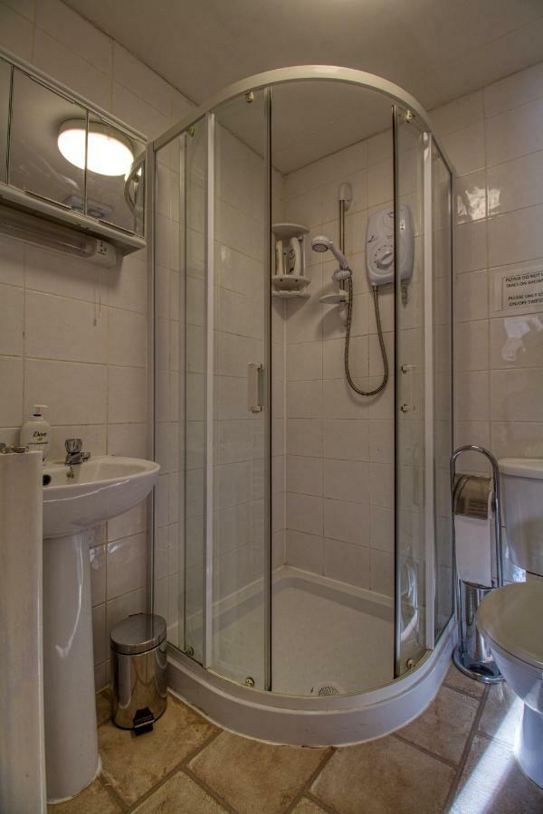 Cheshire House Guest House โฮป ภายนอก รูปภาพ